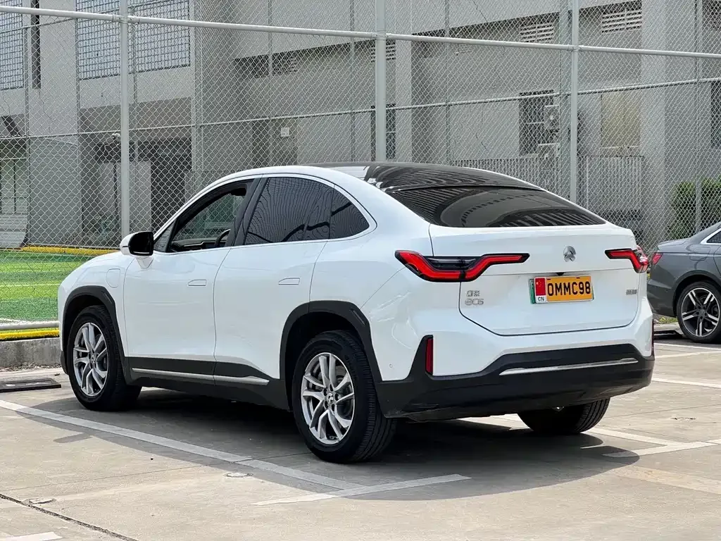 NIO EC6 — фото 10