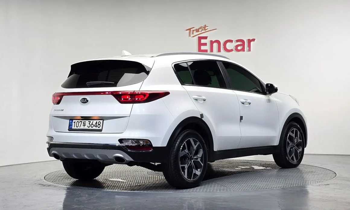 Kia Sportage — фото 8