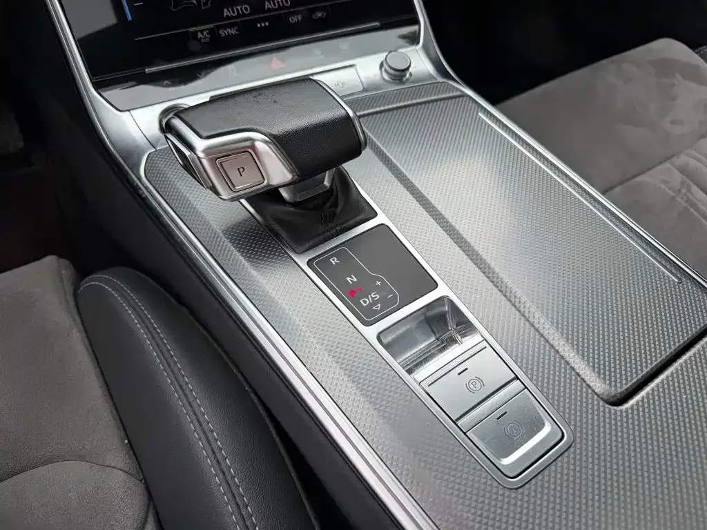Audi A6L — фото 3