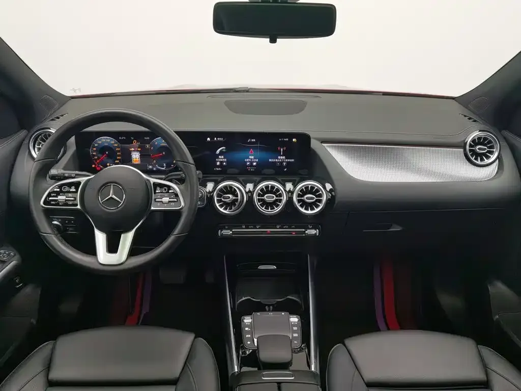 Mercedes-Benz GLA — фото 9