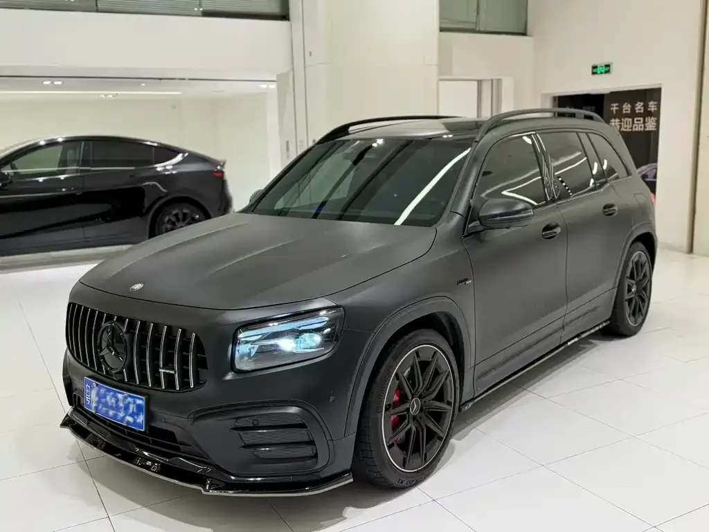 Mercedes-Benz GLB AMG — фото 1