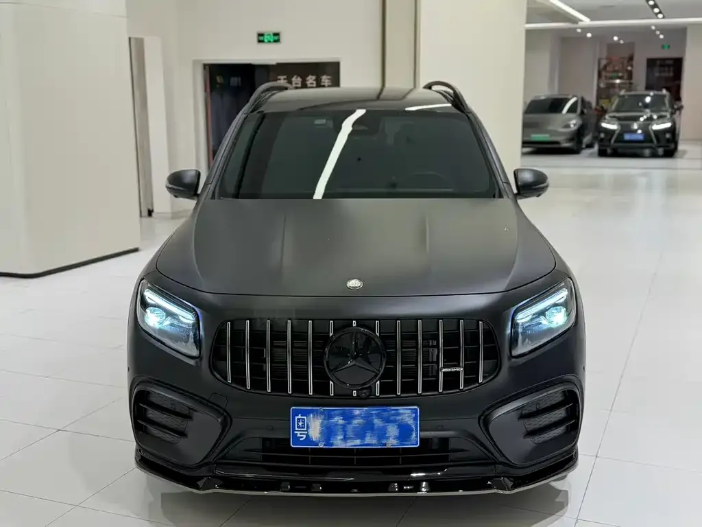 Mercedes-Benz GLB AMG — фото 2