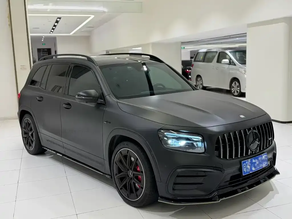 Mercedes-Benz GLB AMG — фото 9