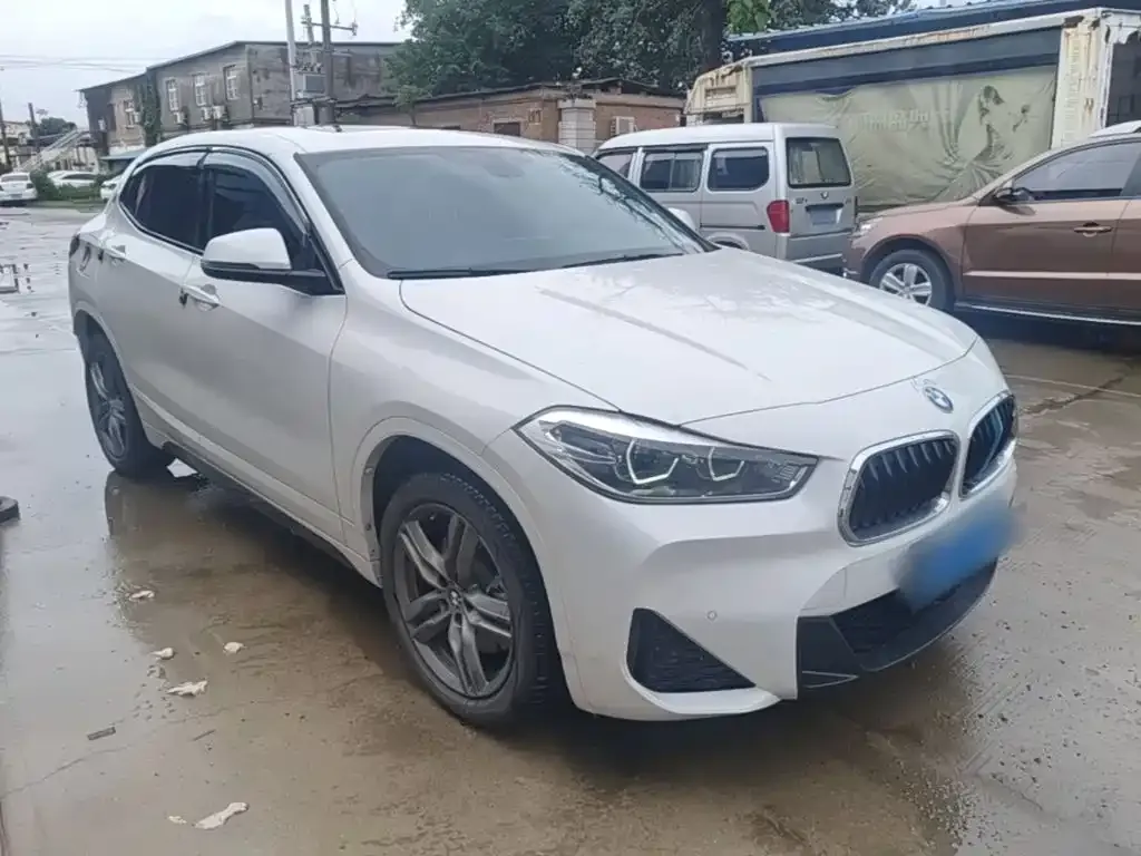 BMW X2 — фото 10