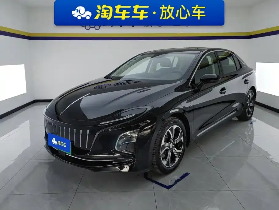 Hongqi E-QM5 — фото 1