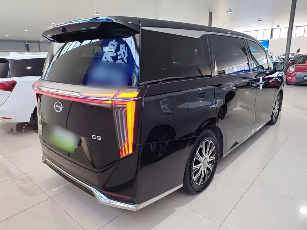 GAC Motor Trumpchi E9 — фото 2