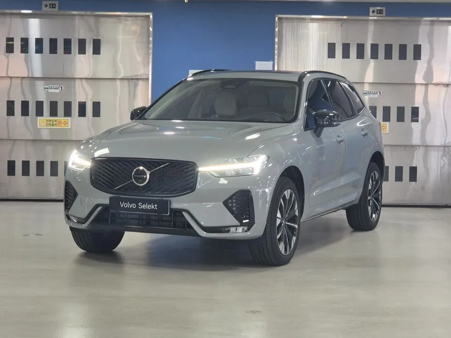 Volvo XC60 — фото 1