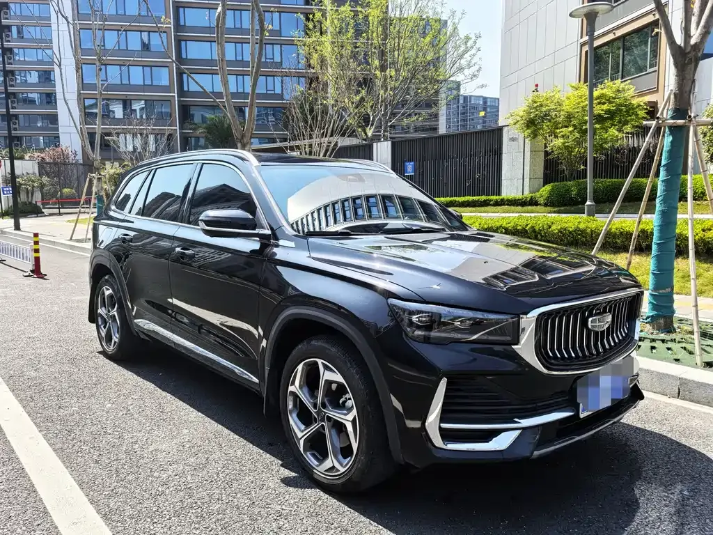 Geely Xingyue L — фото 10