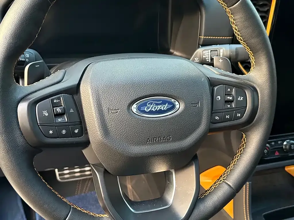 Ford Ranger — фото 9