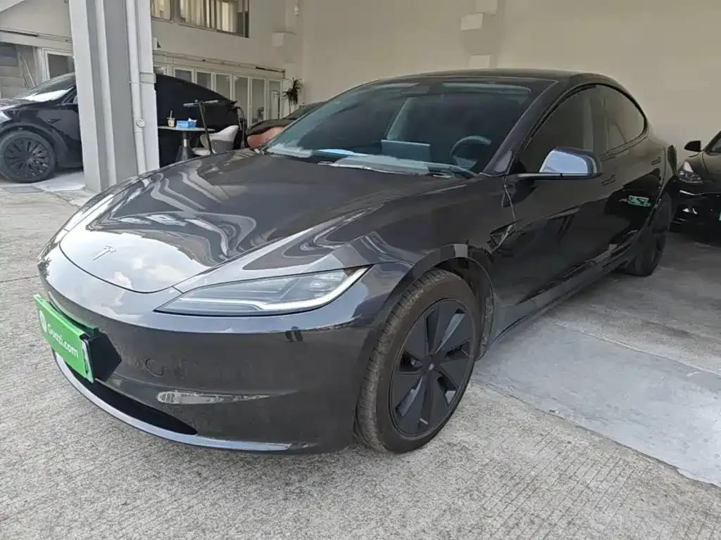 Tesla Model 3 — фото 2