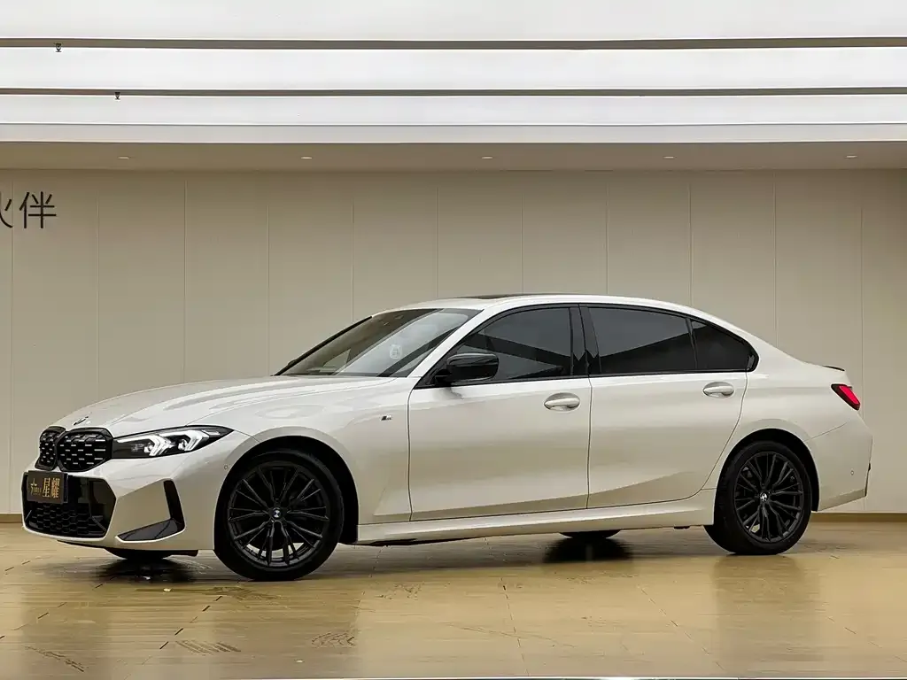 BMW 3 Series — фото 1