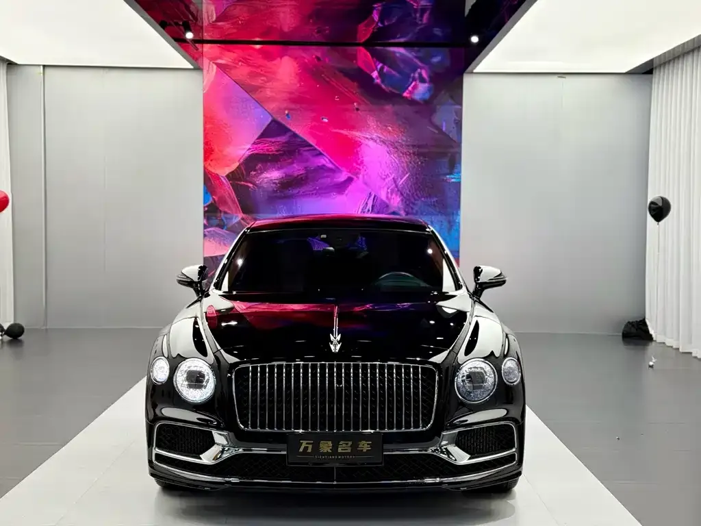 Bentley Flying Spur — фото 8