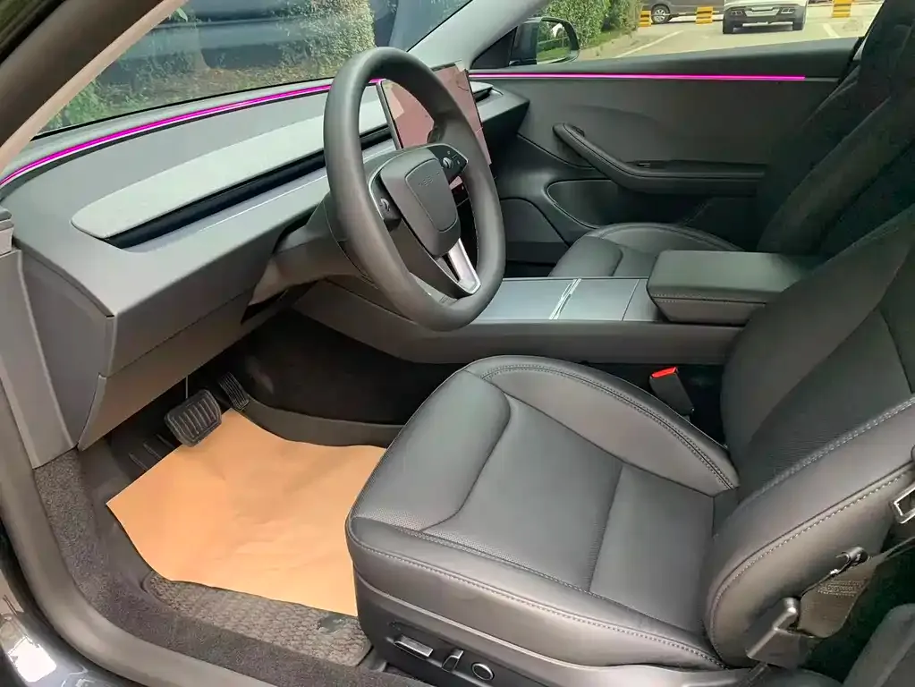 Tesla Model 3 — фото 5