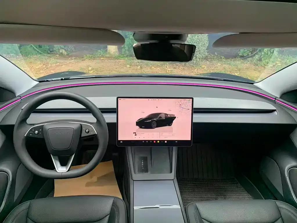Tesla Model 3 — фото 2