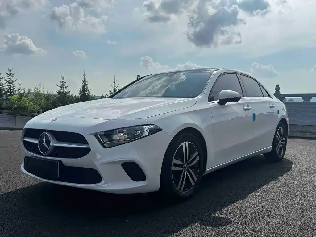 Mercedes-Benz A-Class — фото 1