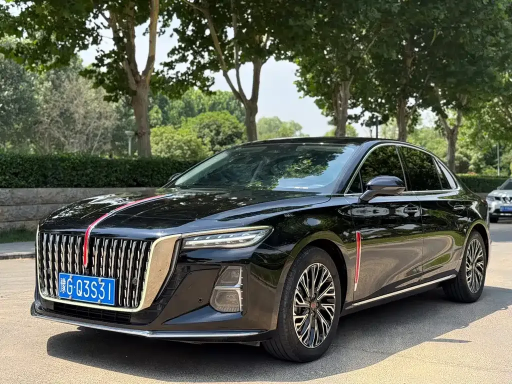 Hongqi H5 — фото 1