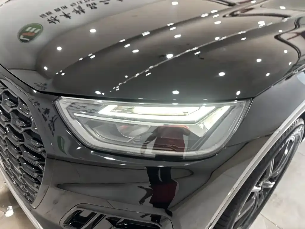 Audi Q5L Sportback — фото 2