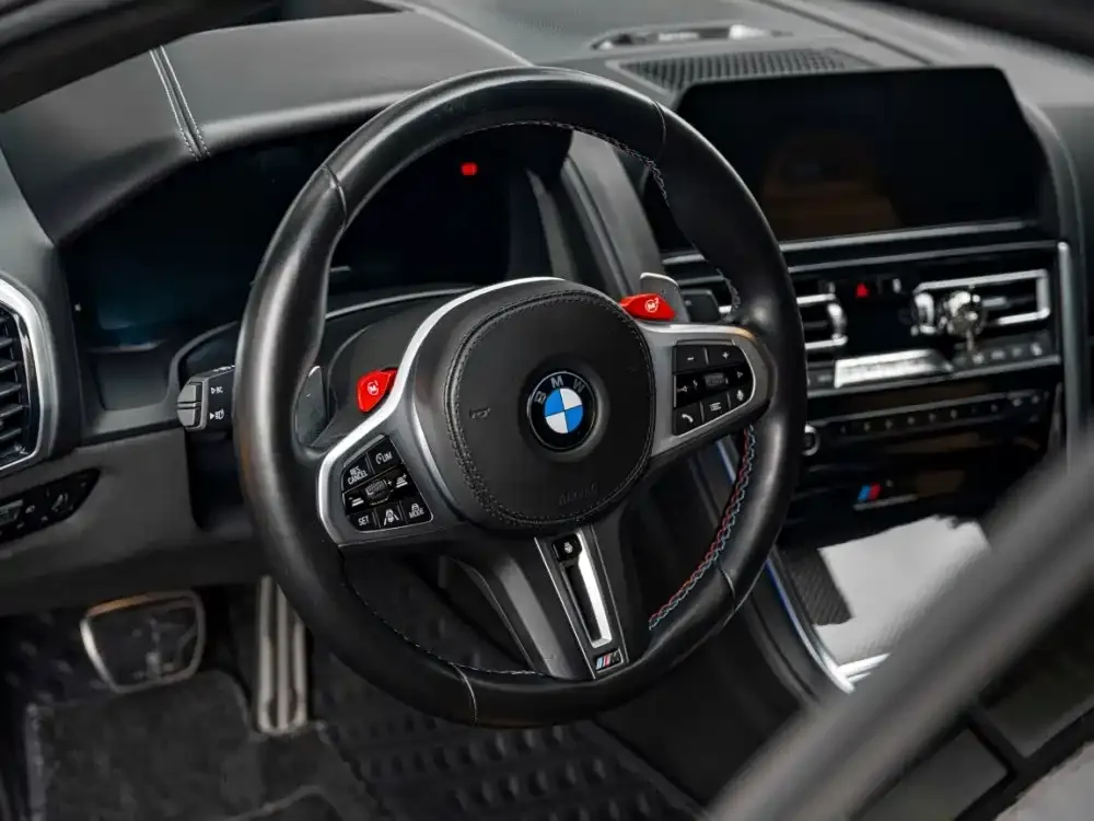 BMW M8 — фото 4