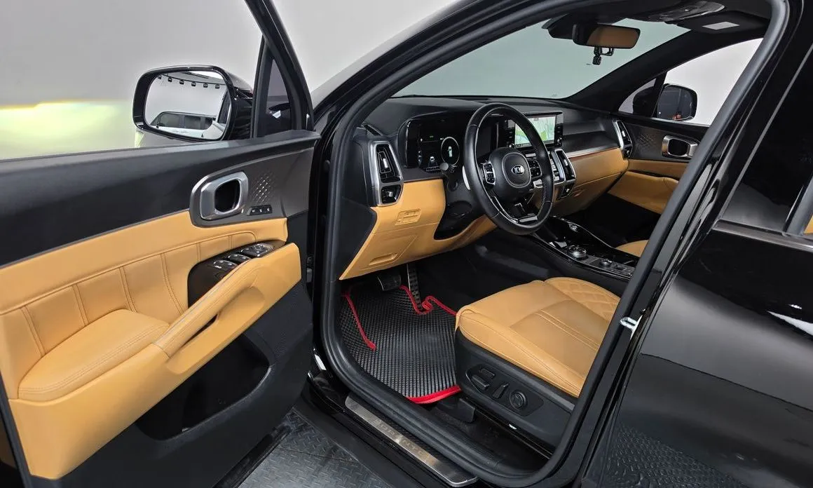 Kia Sorento — фото 9