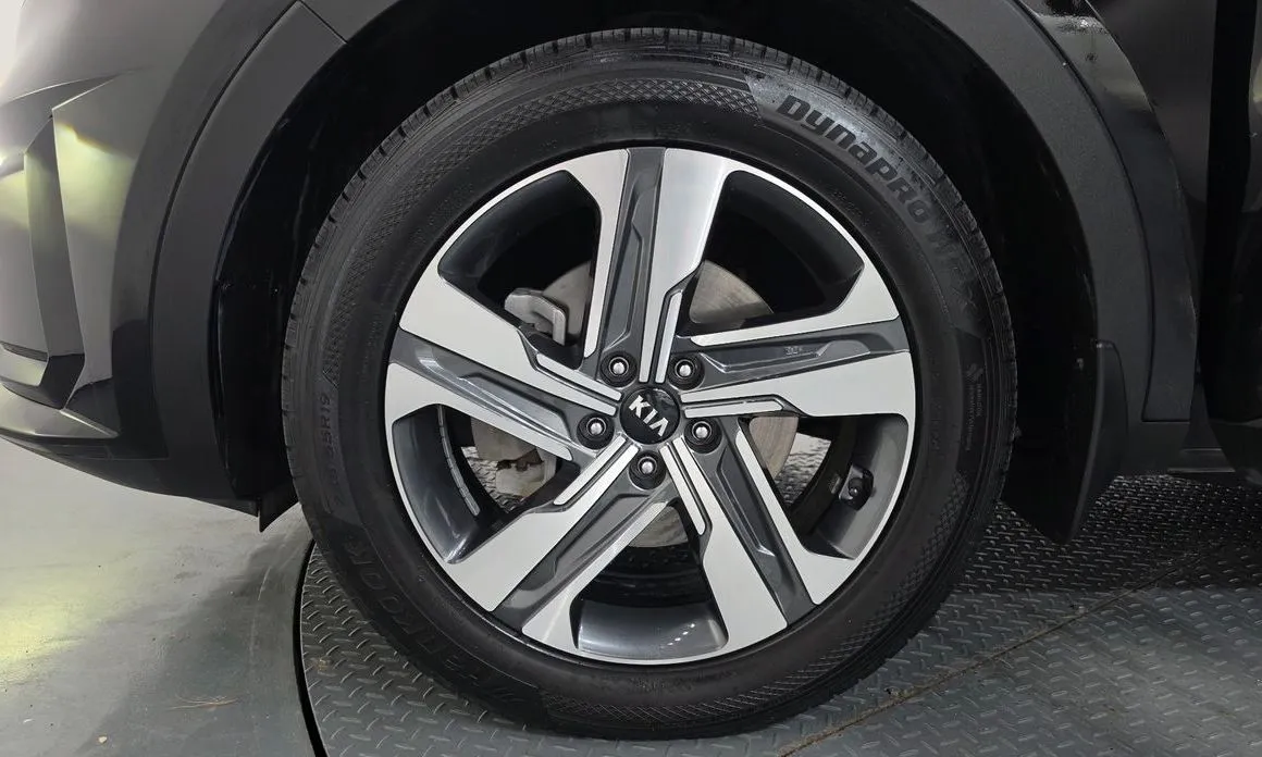 Kia Sorento — фото 10