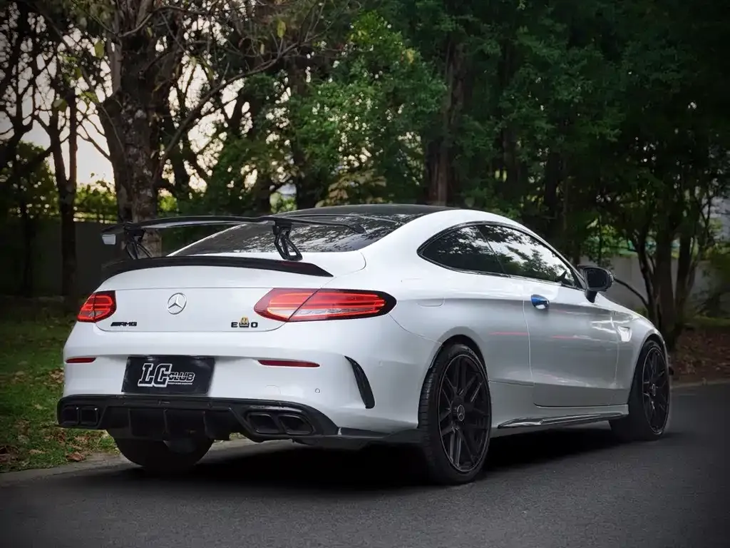 Mercedes-Benz C-Class AMG — фото 6