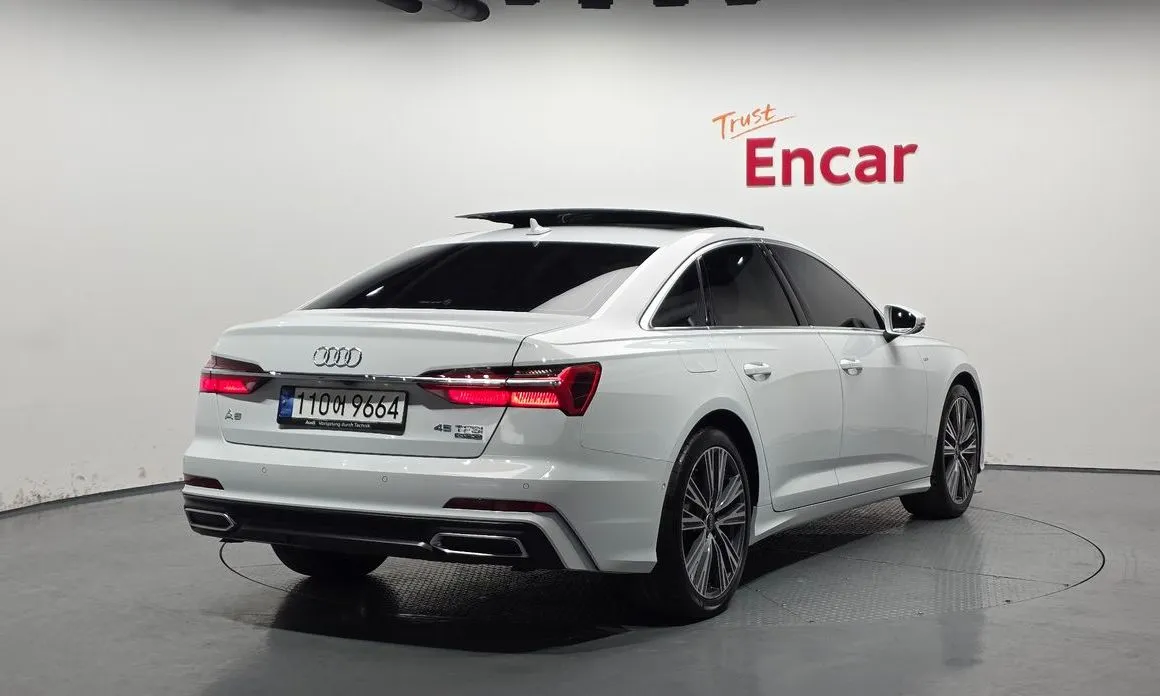Audi A6 — фото 8