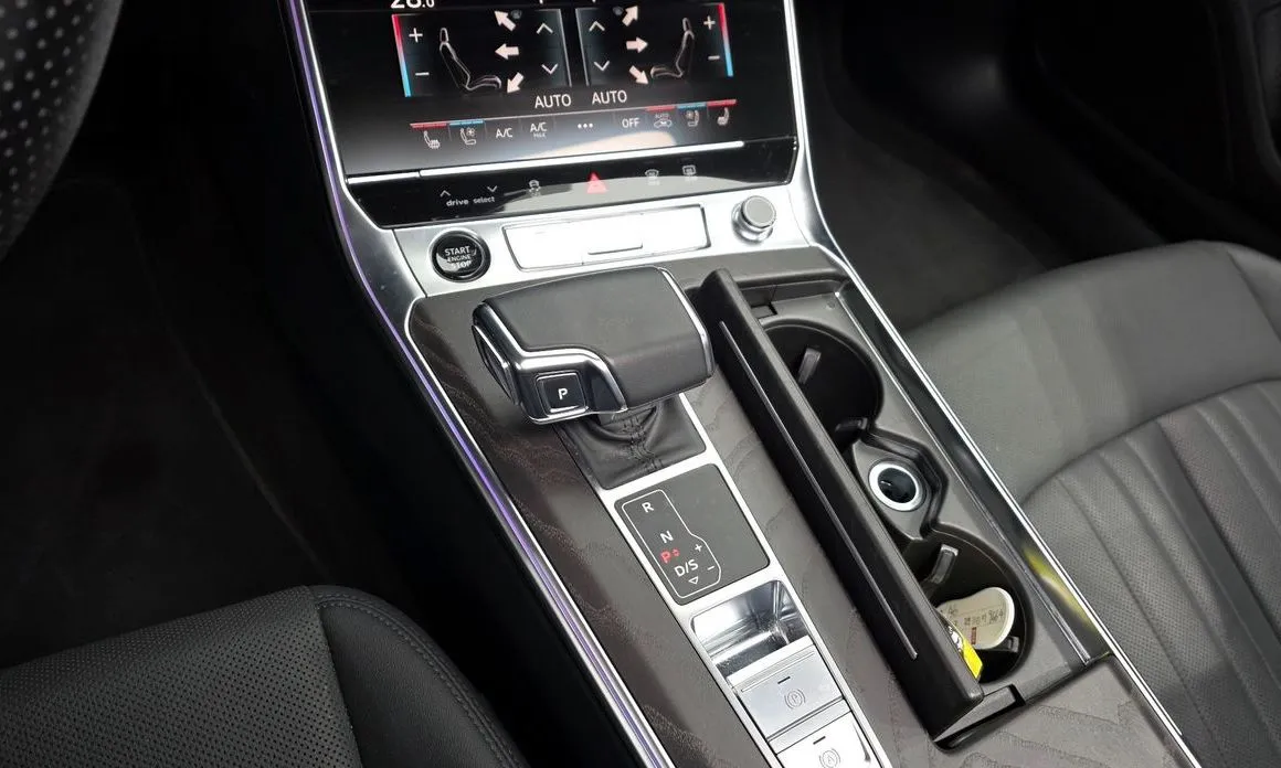 Audi A6 — фото 6
