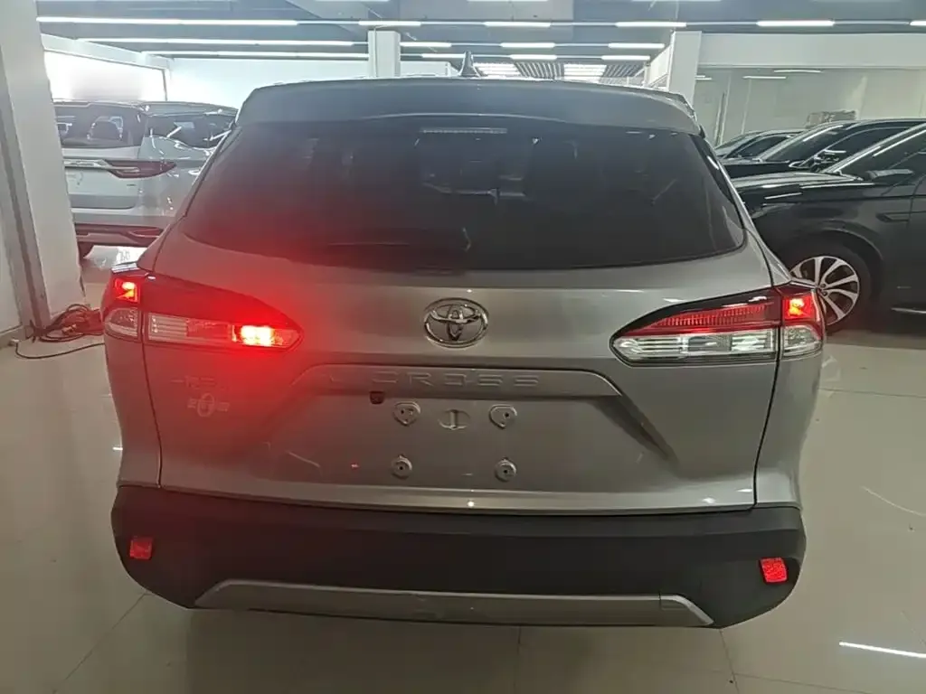 Toyota Corolla Cross — фото 10