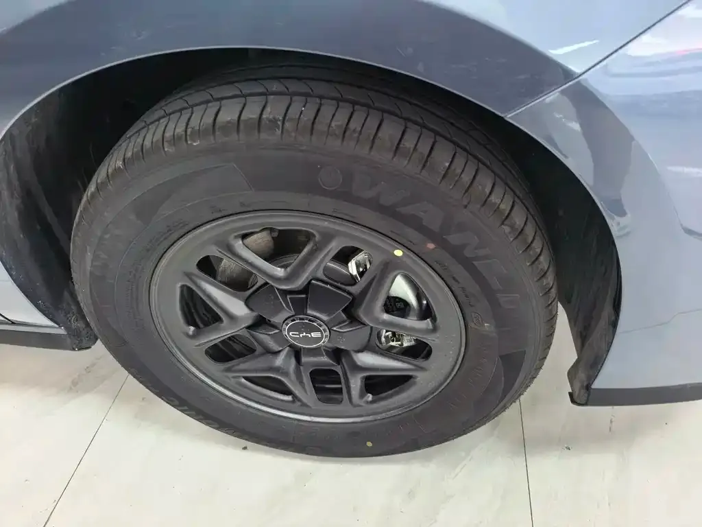 BYD Seal 05 DM-i — фото 3