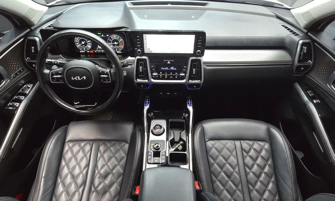 Kia Sorento — фото 9