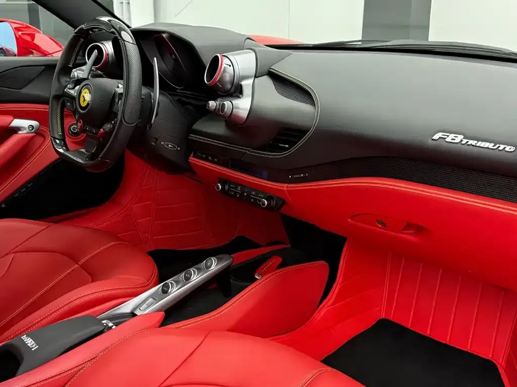 Ferrari F8 — фото 8