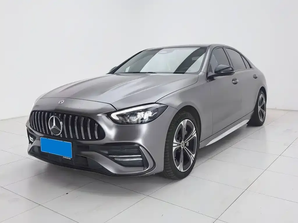 Mercedes-Benz C-Class — фото 1