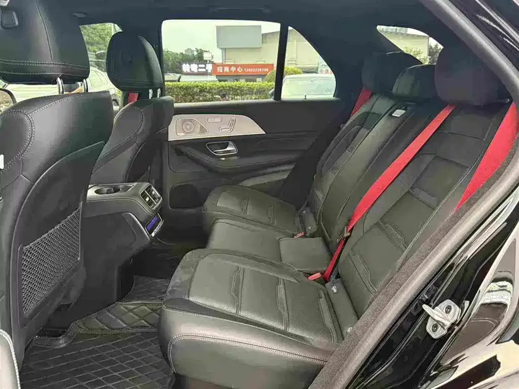 Mercedes-Benz GLE AMG — фото 9