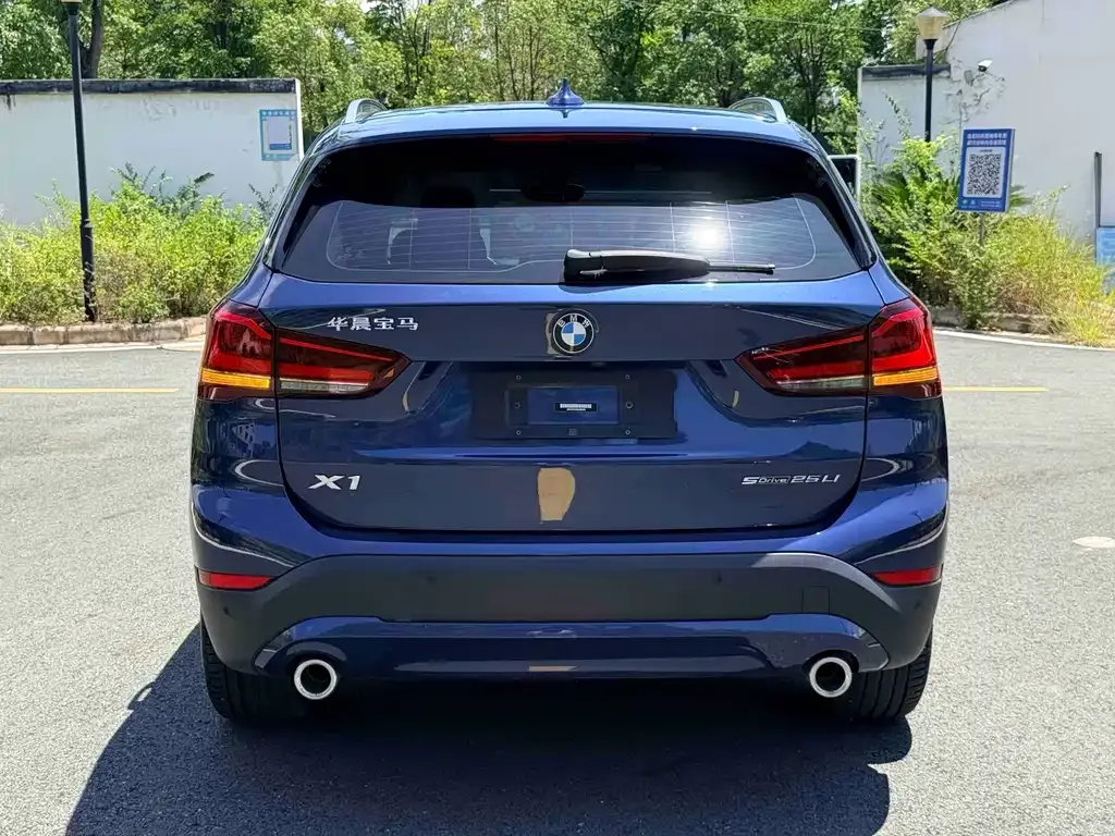 BMW X1 — фото 6