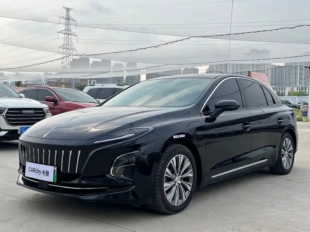 Hongqi E-QM5 — фото 1