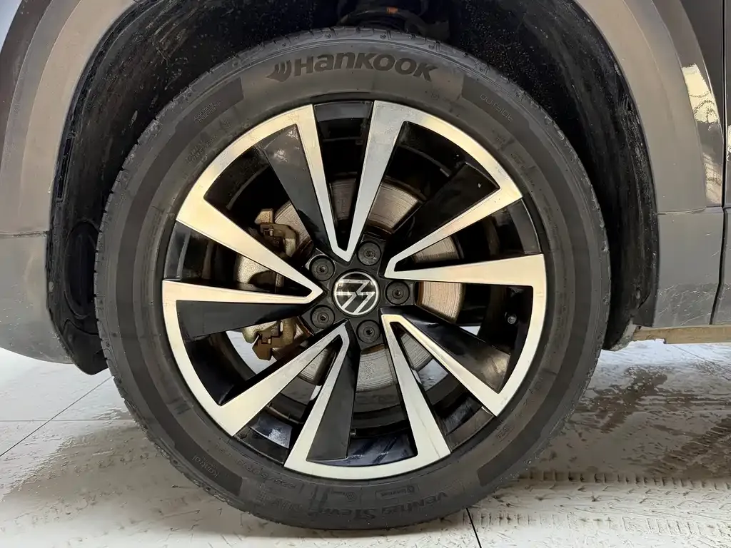 Volkswagen Tharu — фото 9