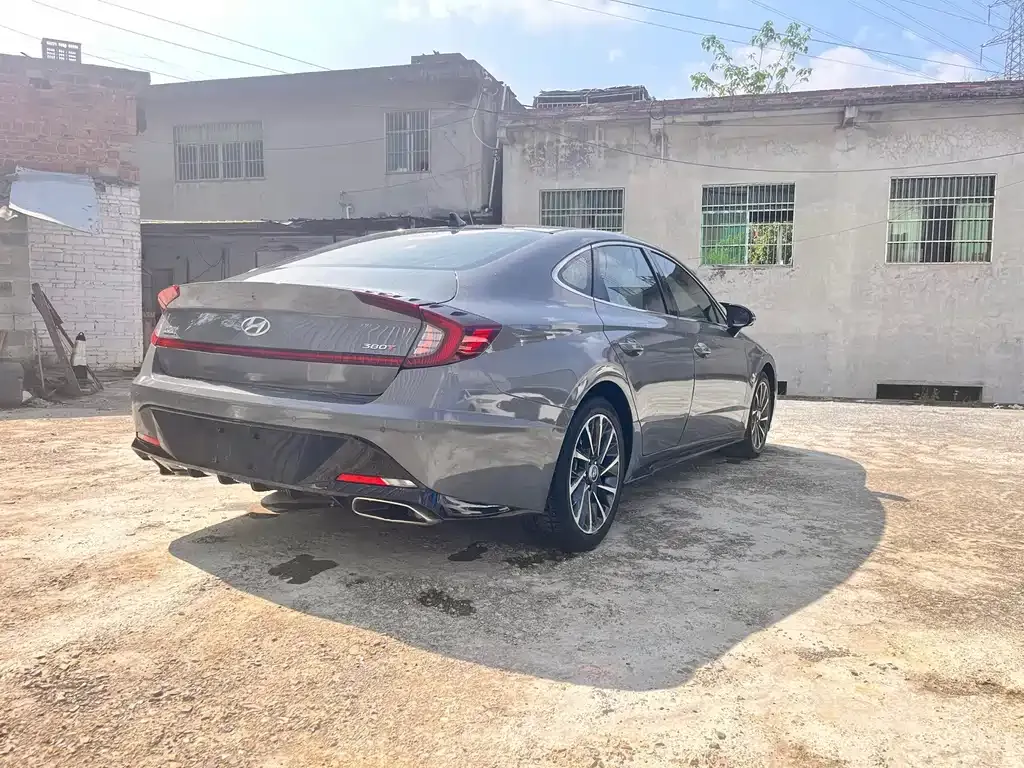Hyundai Sonata — фото 6