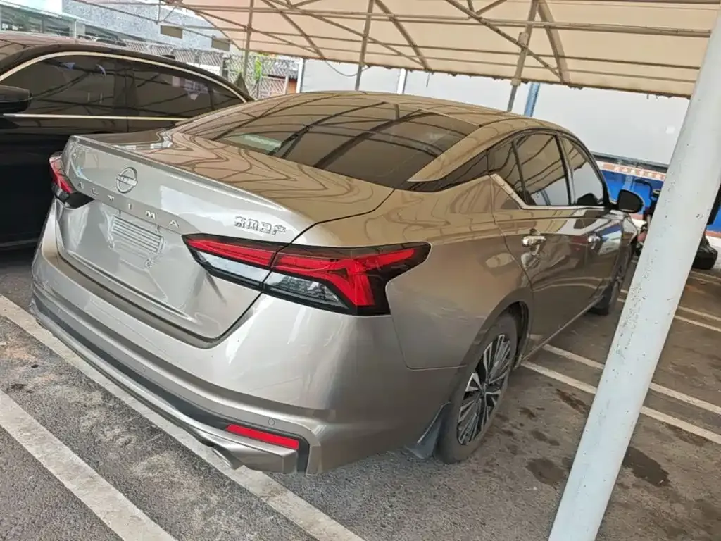 Nissan Teana — фото 7