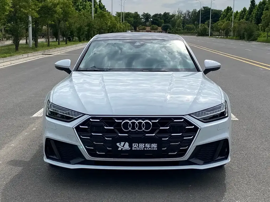 Audi A7 — фото 10