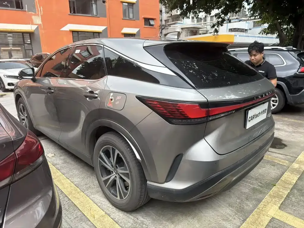 Lexus RX — фото 2