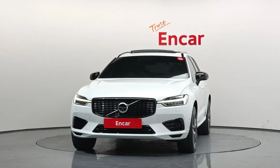 Volvo XC60 — фото 5