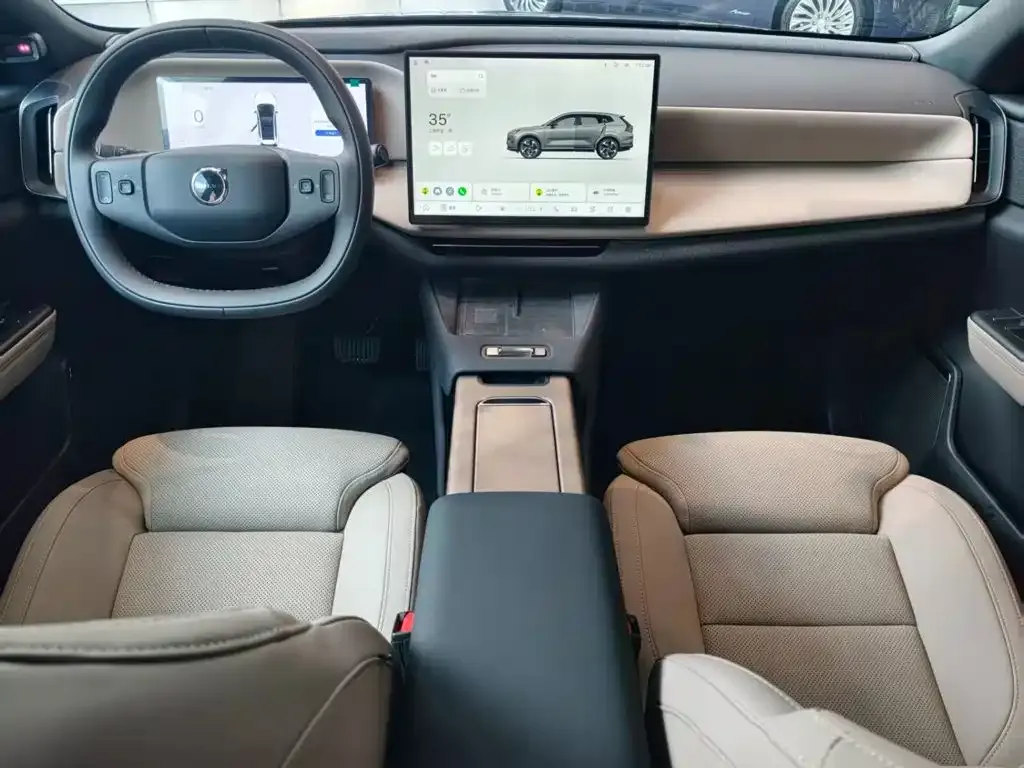 Volvo XC70 Plug-in Hybrid — фото 7