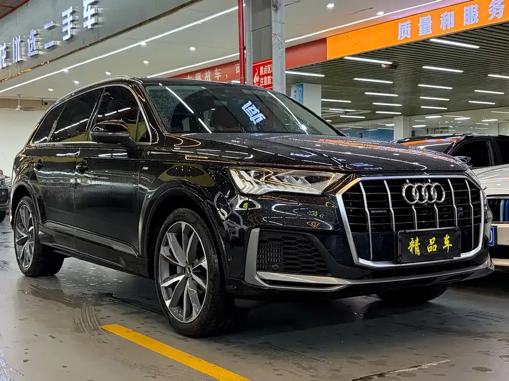 Audi Q7 — фото 3
