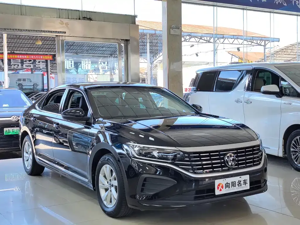 Volkswagen Passat — фото 6