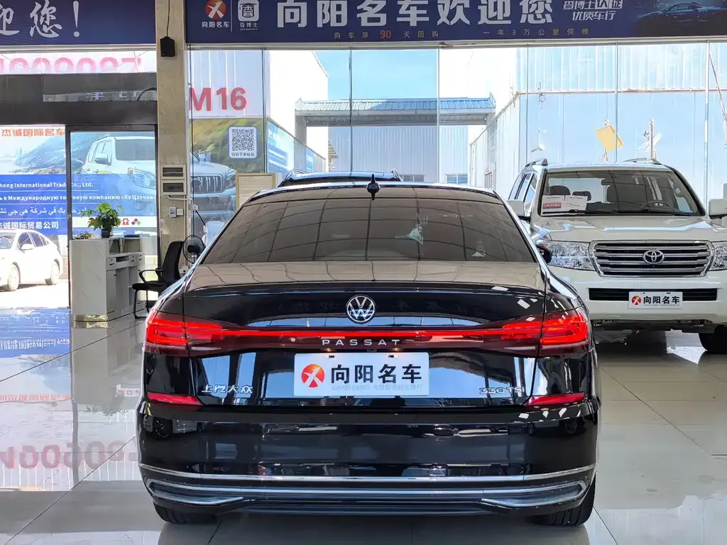 Volkswagen Passat — фото 9