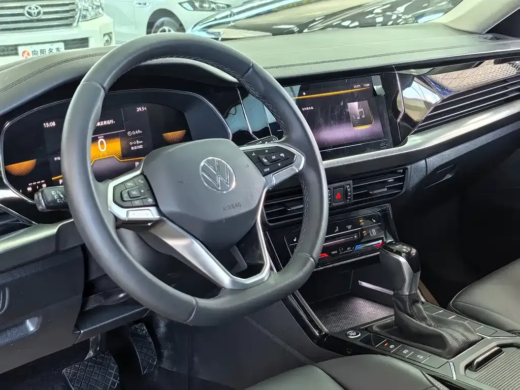 Volkswagen Passat — фото 2