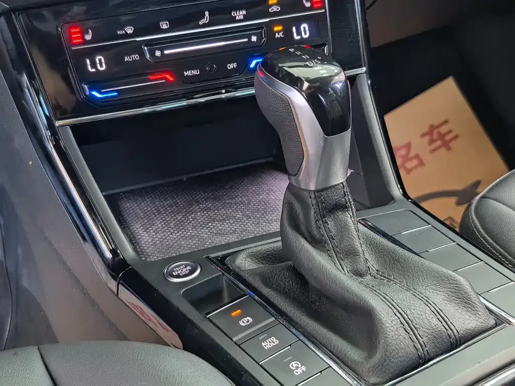 Volkswagen Passat — фото 4