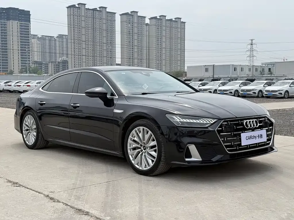 Audi A7L — фото 7