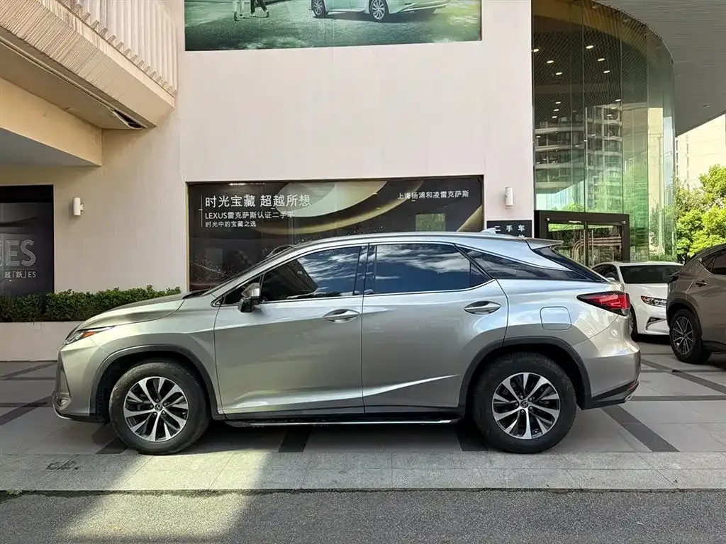 Lexus RX — фото 7