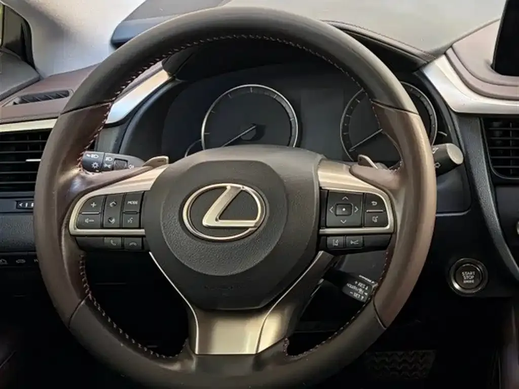 Lexus RX — фото 2